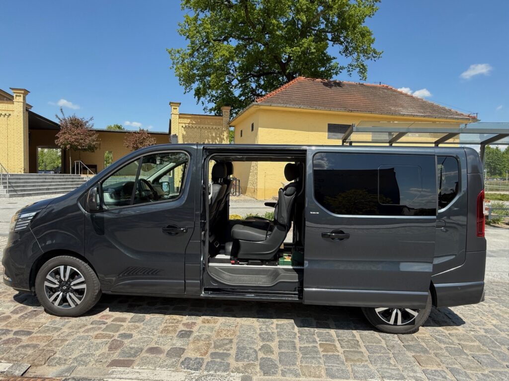 Renault Trafic L2 Spaceclass 07