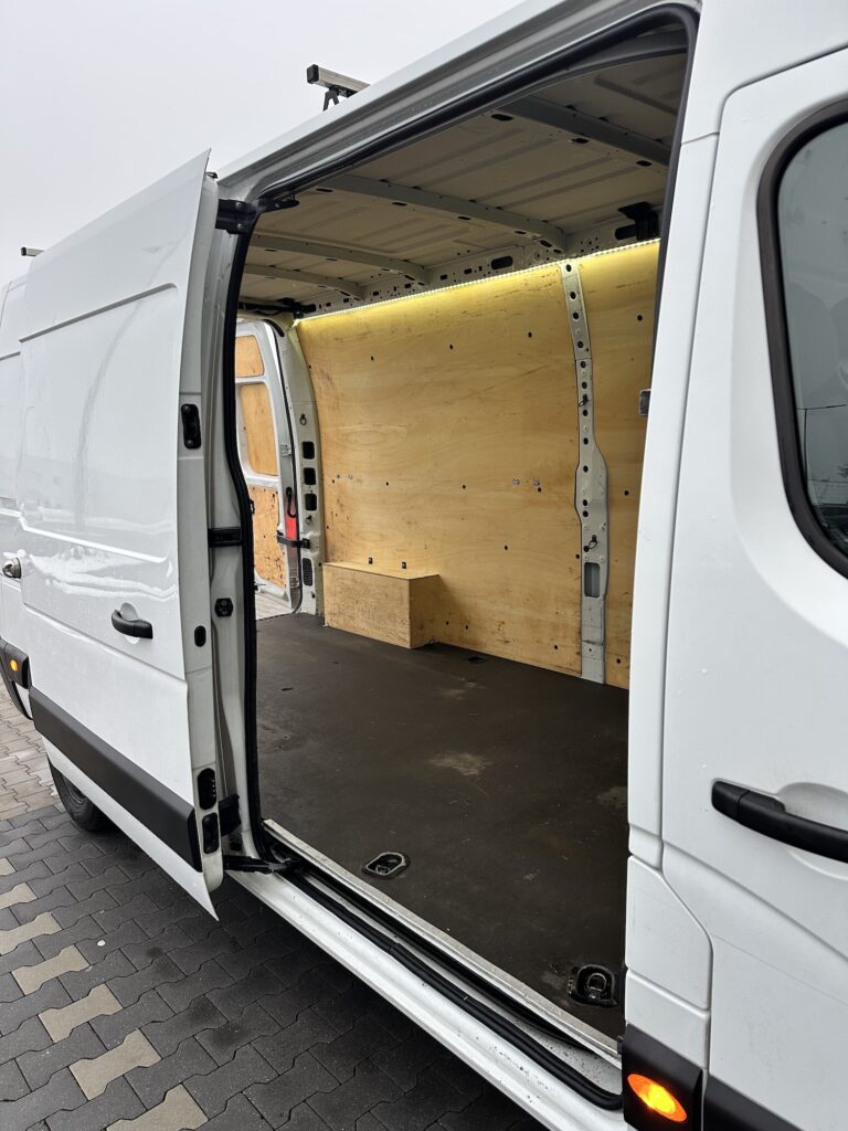 Renault Master L3H2 - dostawczy